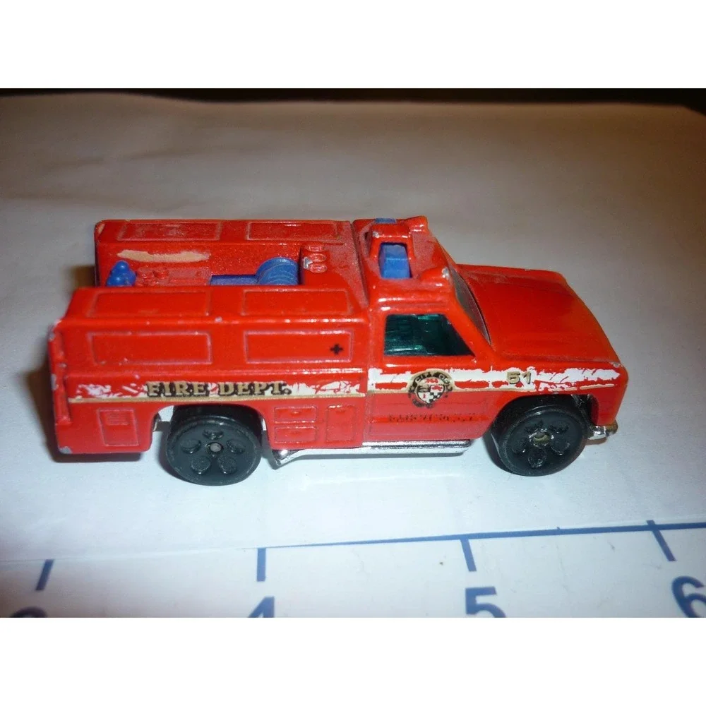 Hot Wheels‎ Fire Truck Red Diecast Toy Vehicle 54 Fire Dept 1974